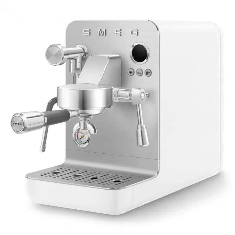 фото Smeg EMC02WHMEU