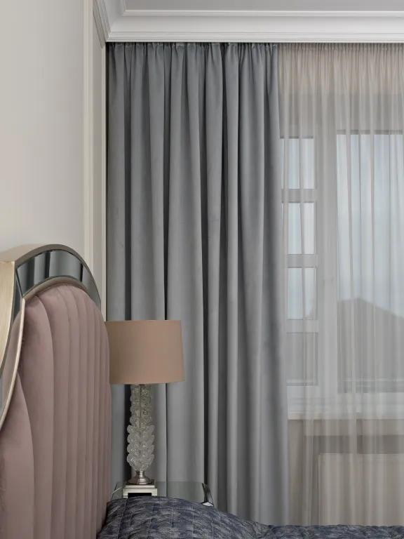 фото 121GD-00029  Портьера Silkу 30 голубая димаут 300*260